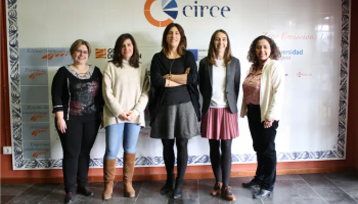 MUJERES DE CIRCE EN LA CIENCIA